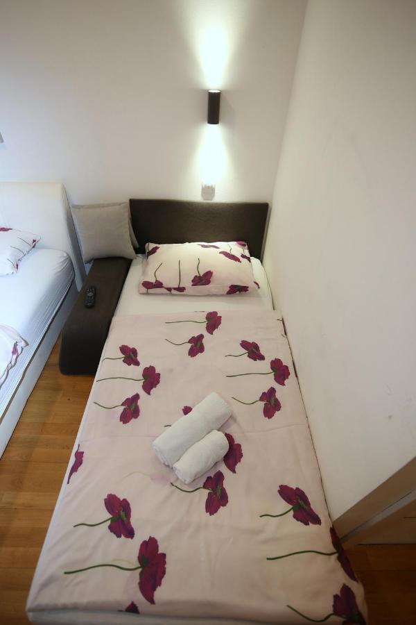 Apartments Rooms Fontane Trnje - Free Parking Zagreb Exterior photo